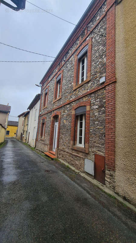 Maison à SAINT-BENOIT-DE-CARMAUX