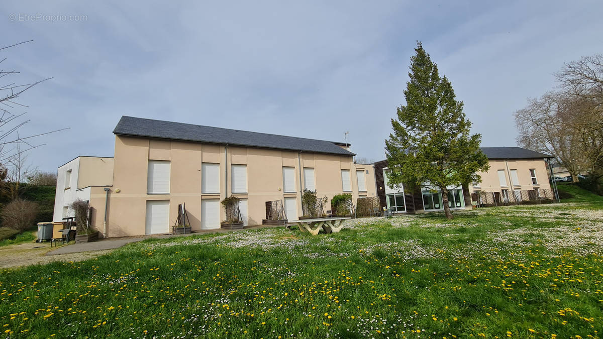 Appartement à NAUCELLE