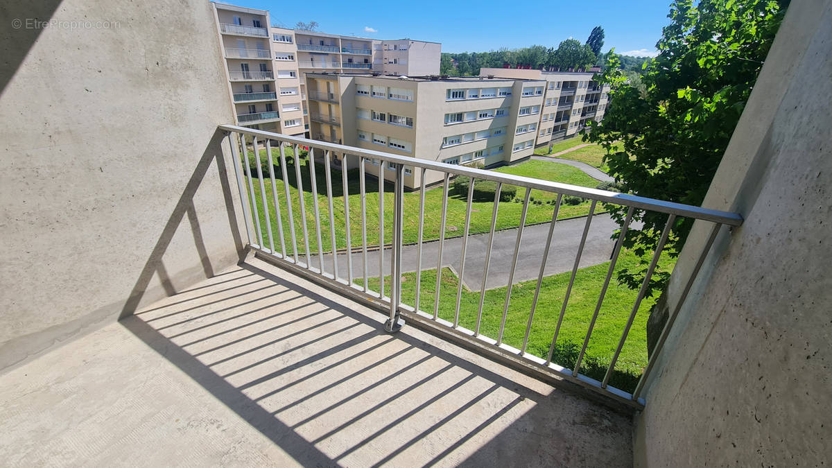 Appartement à CARMAUX