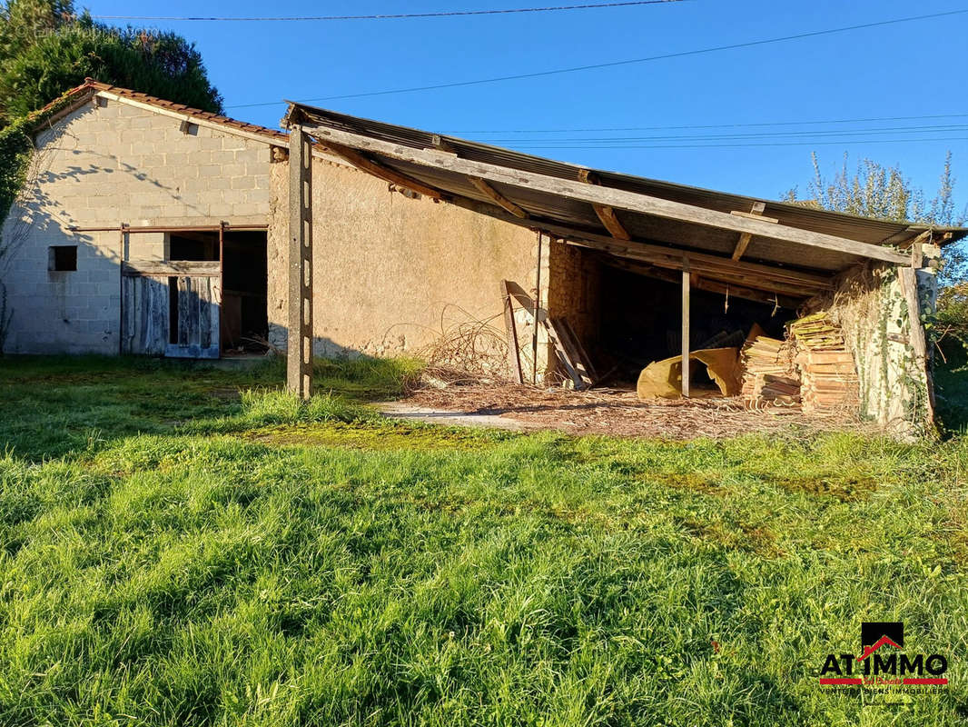 Maison à CHILLAC