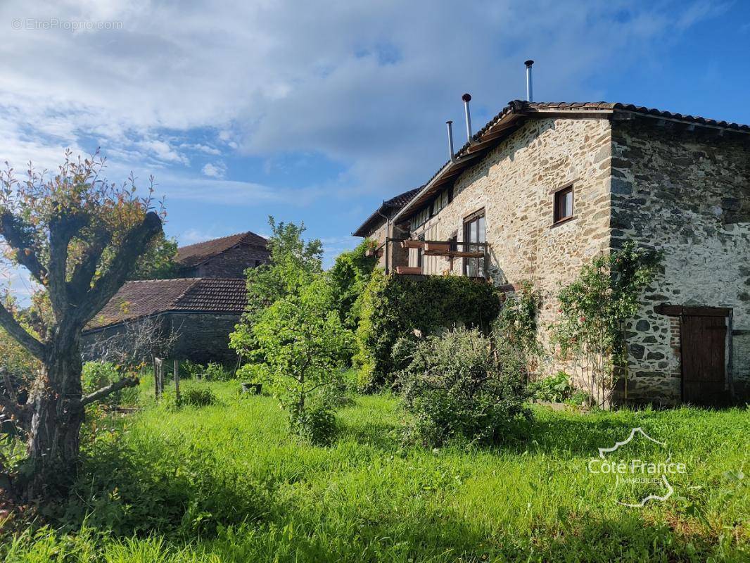 Maison à MAURS