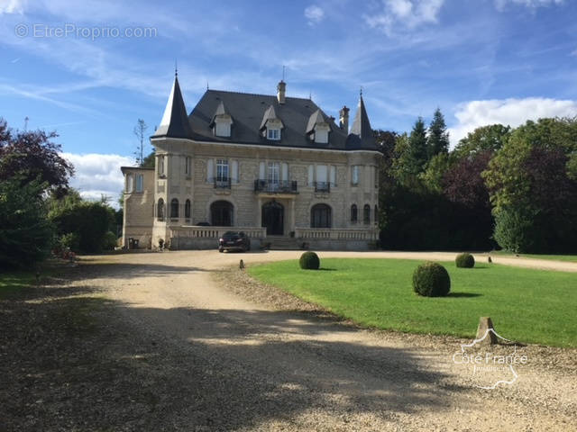 Maison à MONTHENAULT