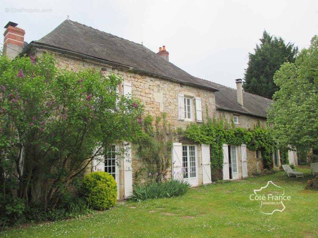 Maison à NOAILLES