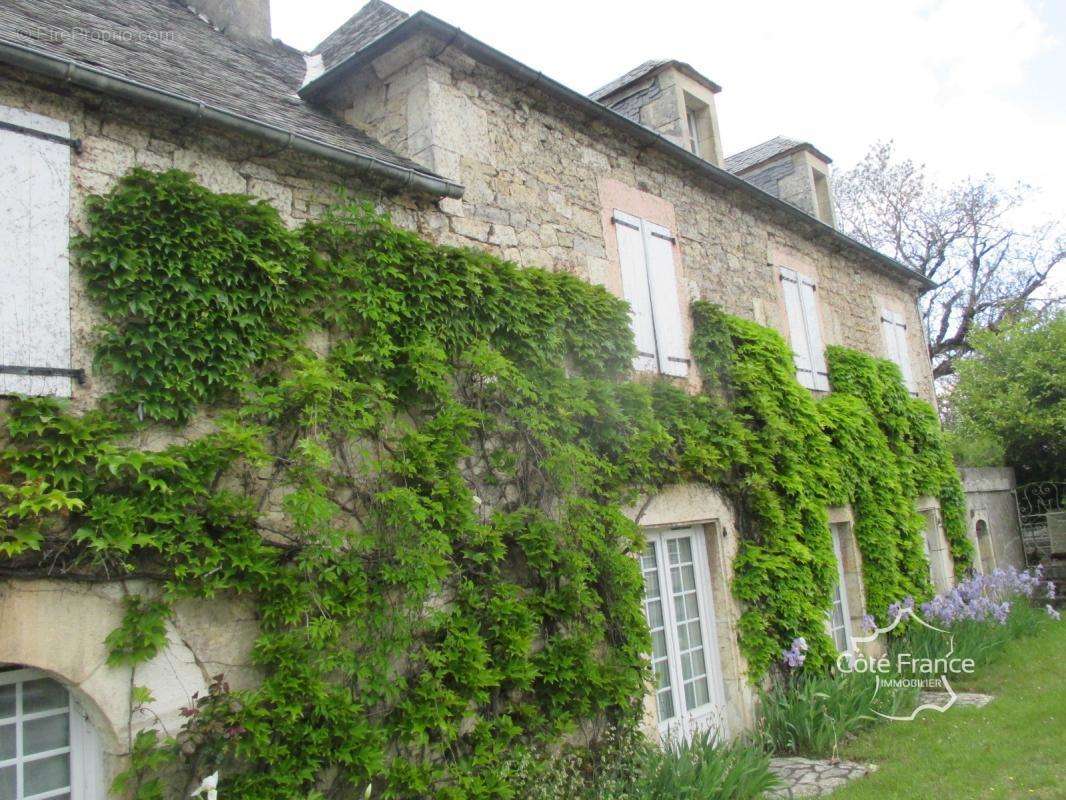 Maison à NOAILLES