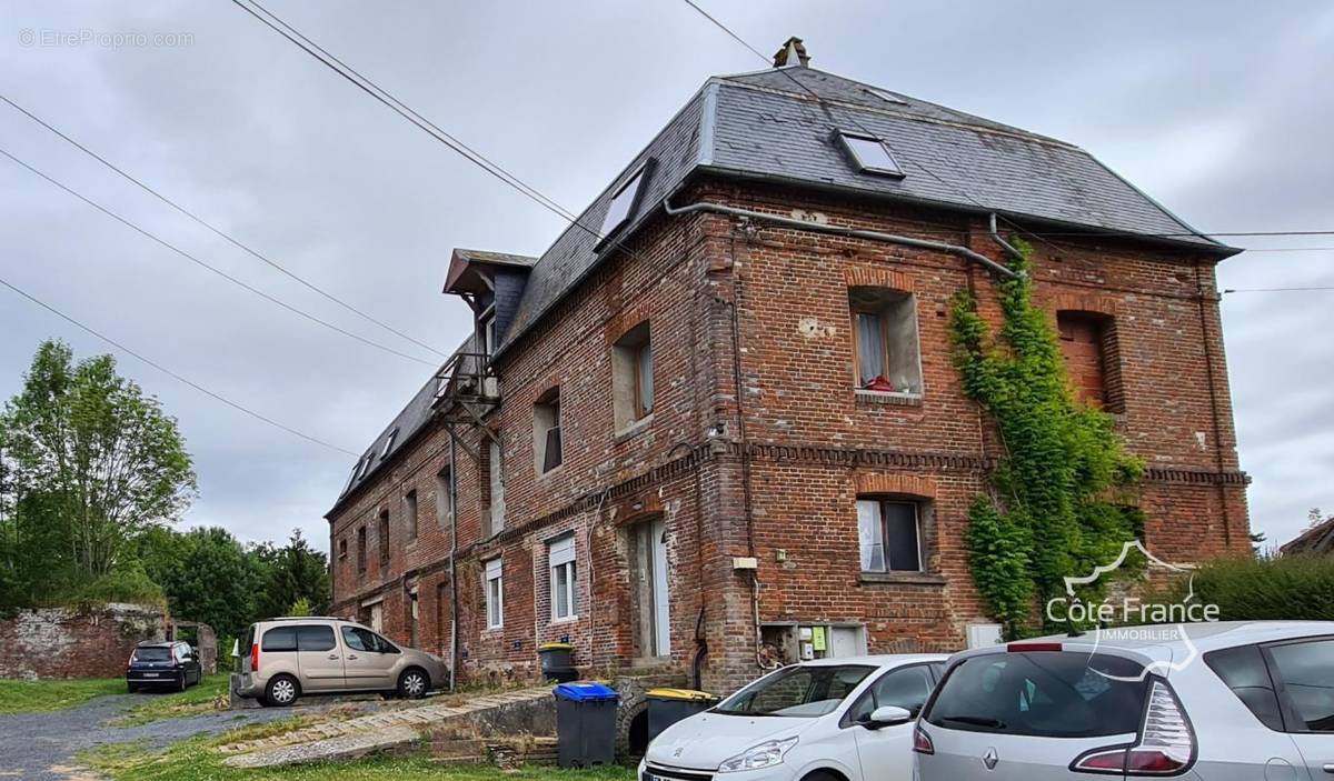 Appartement à LACHAPELLE-AUX-POTS