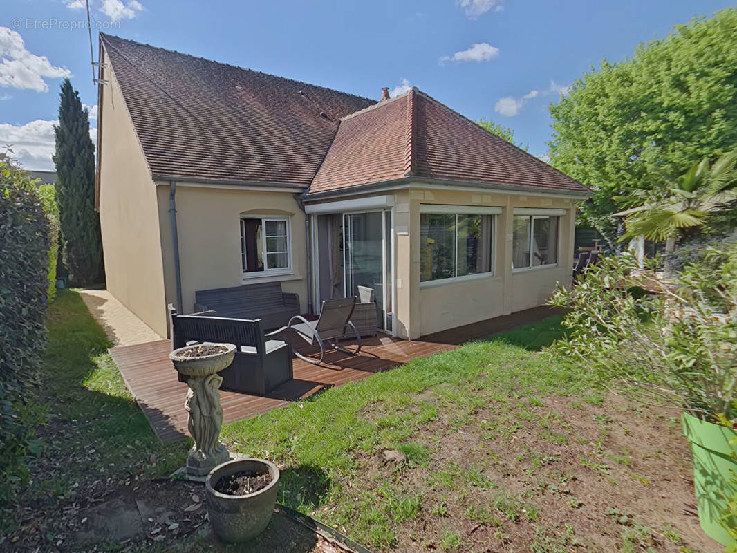 Maison à CHAMBRAY-LES-TOURS