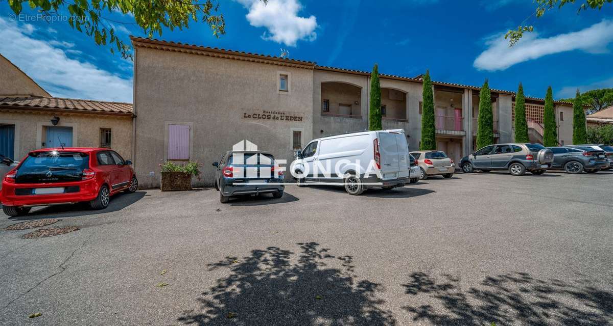 Appartement à GREOUX-LES-BAINS