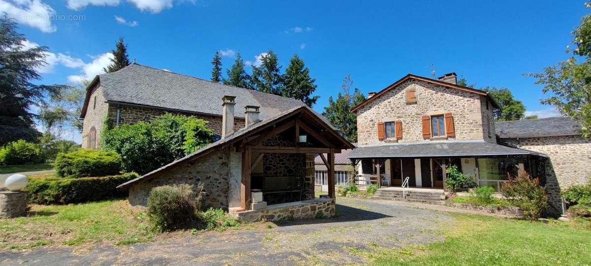 Maison à AUBIN