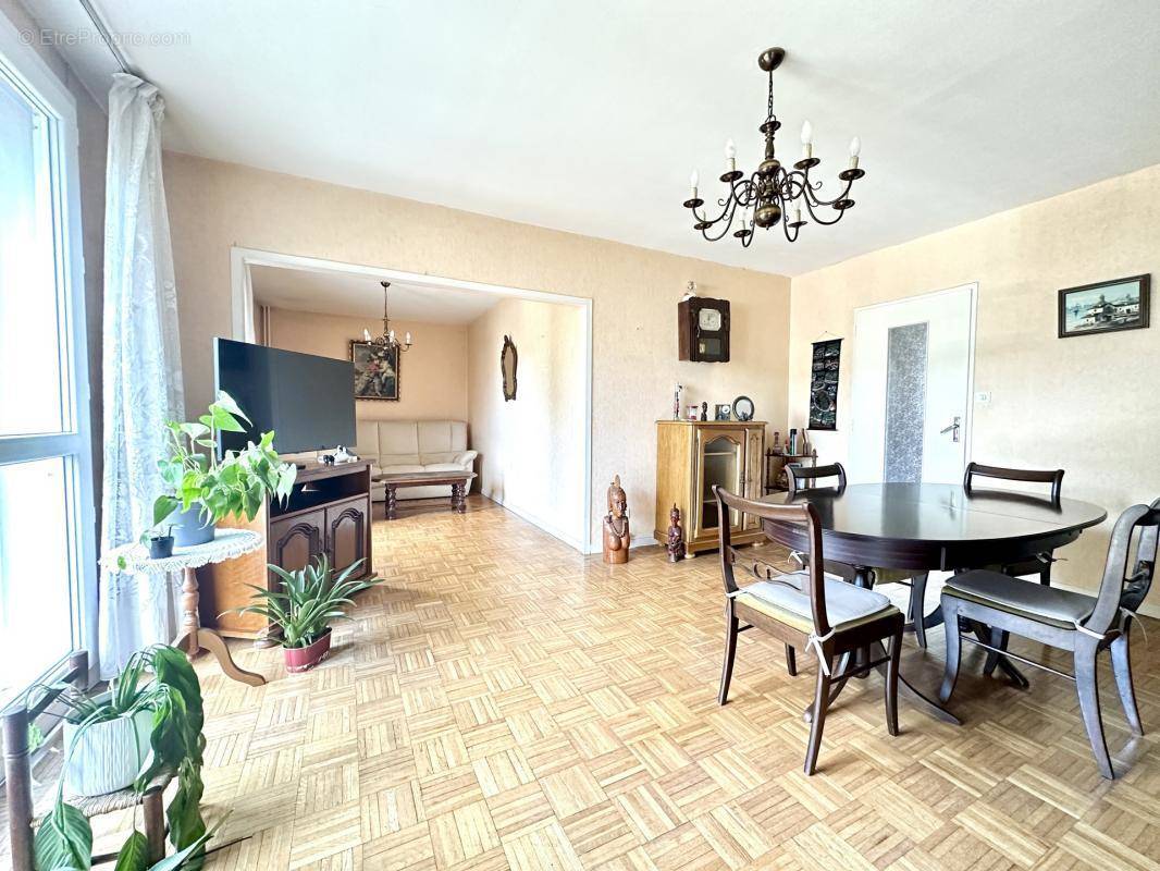 Appartement à VALENCE