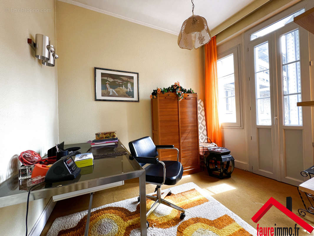 Appartement à BRIVE-LA-GAILLARDE