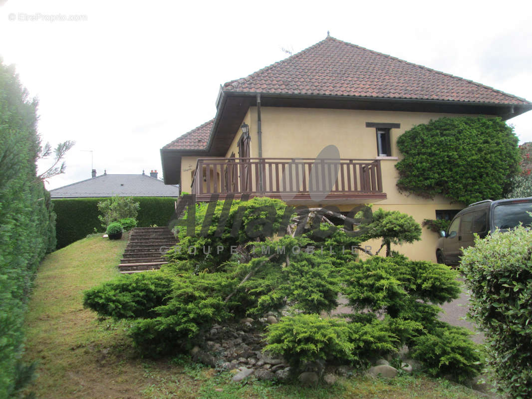 Maison à LUXEUIL-LES-BAINS