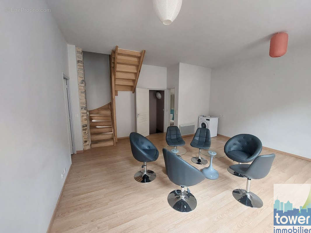 Appartement à VILLEFRANCHE-DE-ROUERGUE