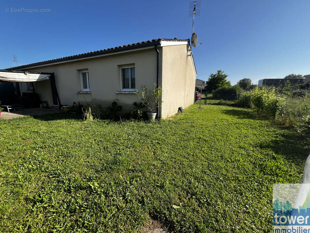 Maison à SAINT-ANDRE-DE-CUBZAC