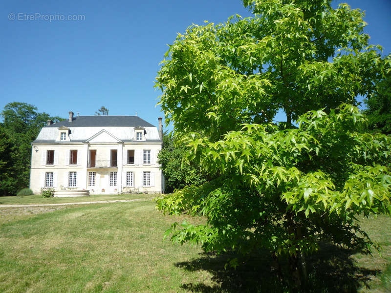 Maison à COGNAC