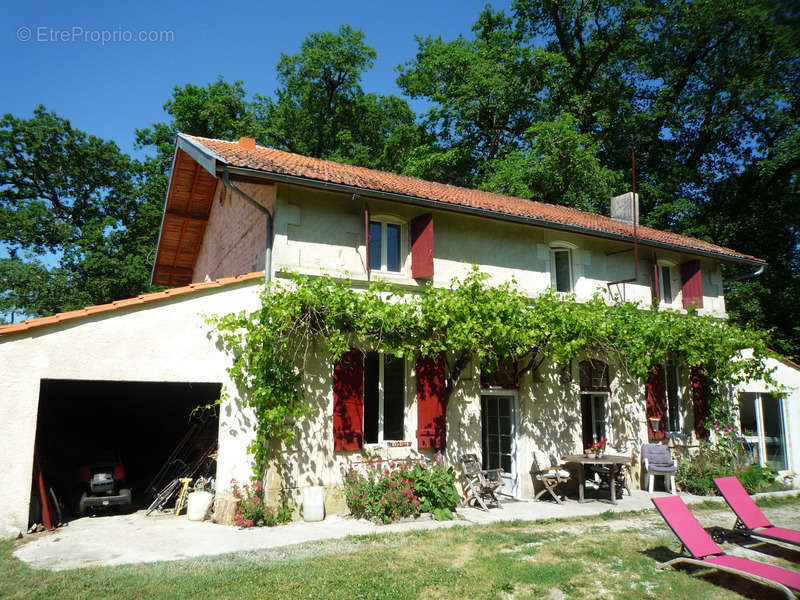 Maison à COGNAC