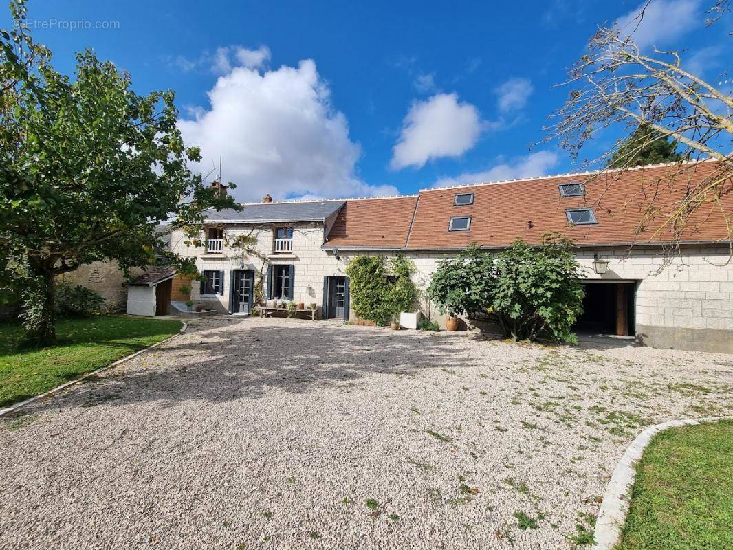 Maison à ASCHERES-LE-MARCHE