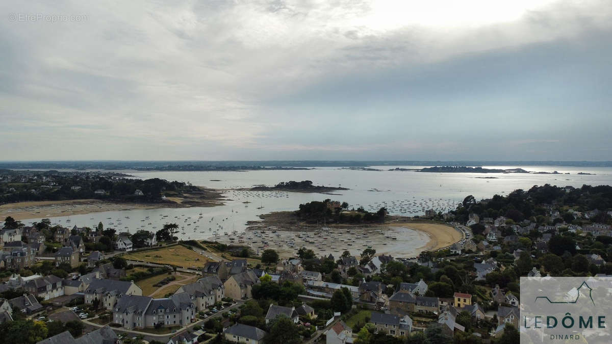 Terrain à SAINT-BRIAC-SUR-MER