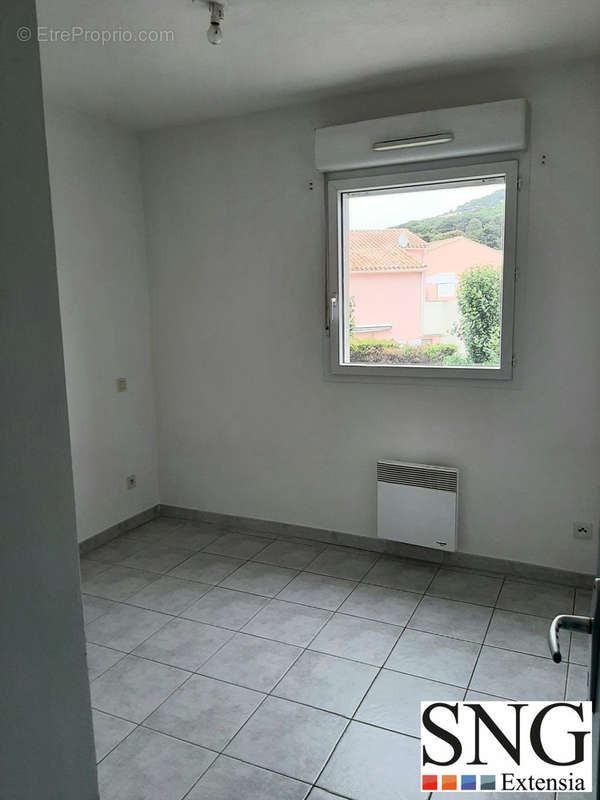 CHAMBRE COTE FENETRE - Appartement à SETE