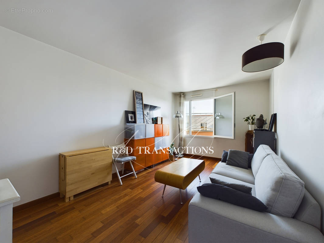 Appartement à ISSY-LES-MOULINEAUX