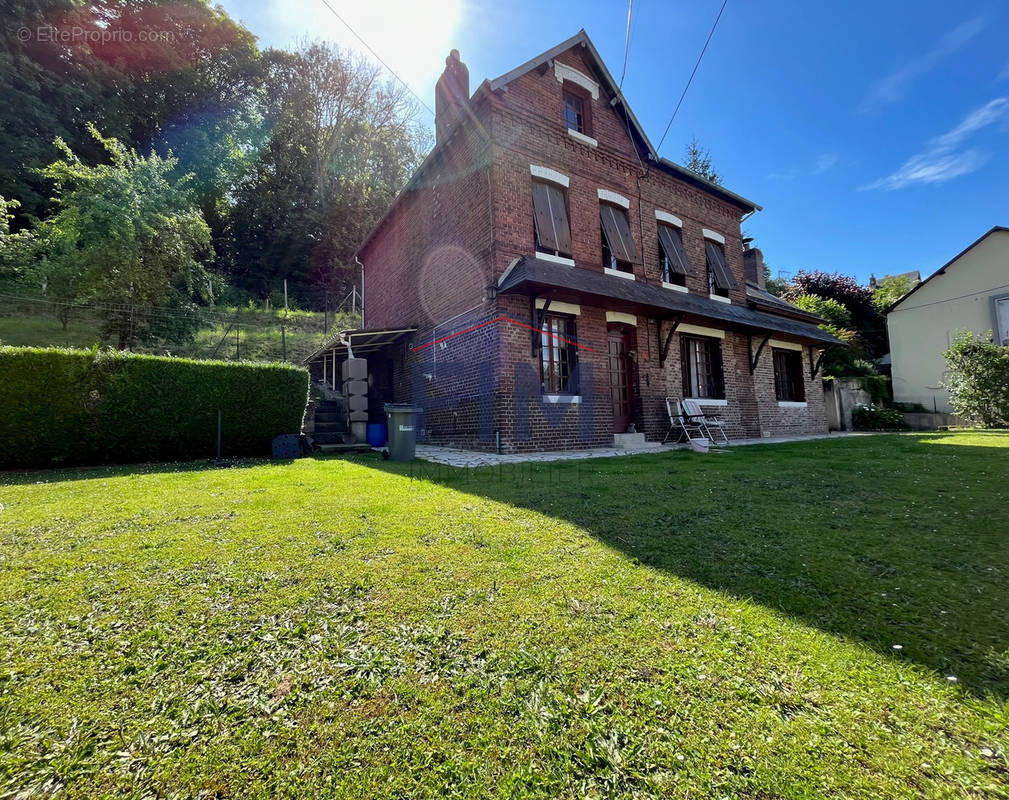 Maison à NOTRE-DAME-DE-BONDEVILLE