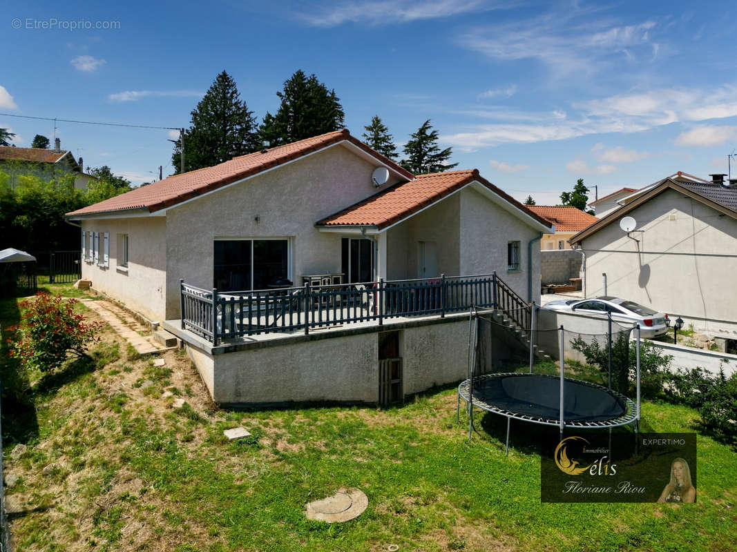 Maison à SAINT-QUENTIN-FALLAVIER