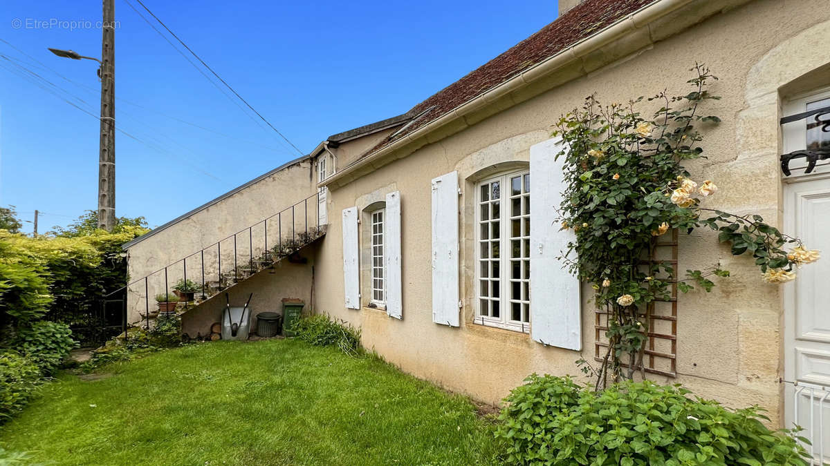 Maison à TANNAY