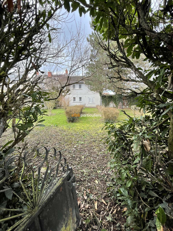 Maison à LIGNIERES