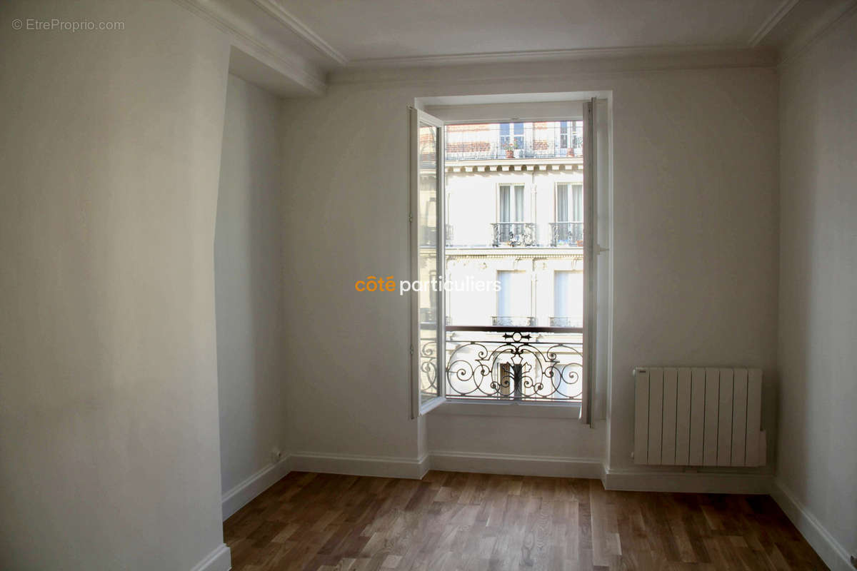 Appartement à PARIS-10E