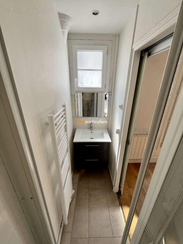 Appartement à PARIS-10E