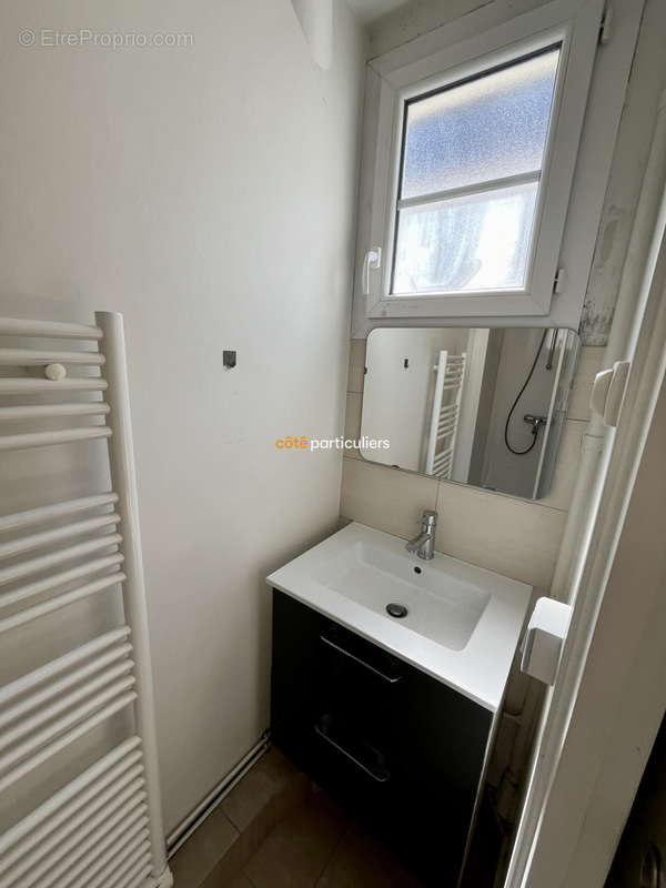 Appartement à PARIS-10E