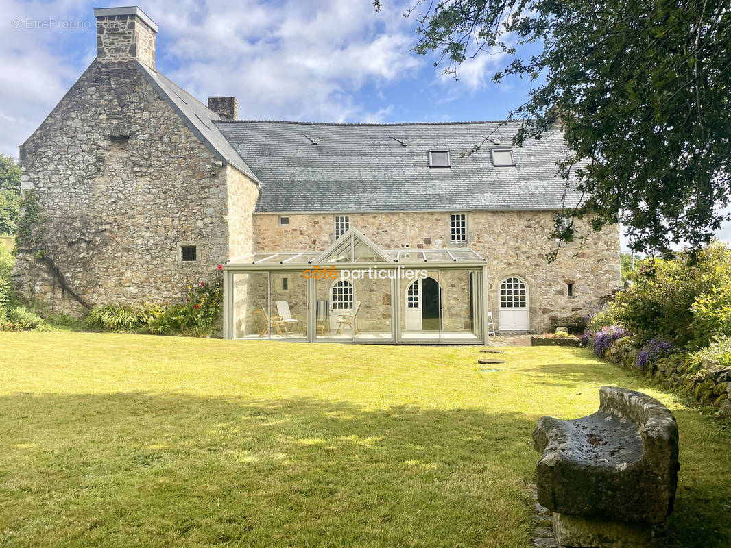 Maison à BRICQUEBEC