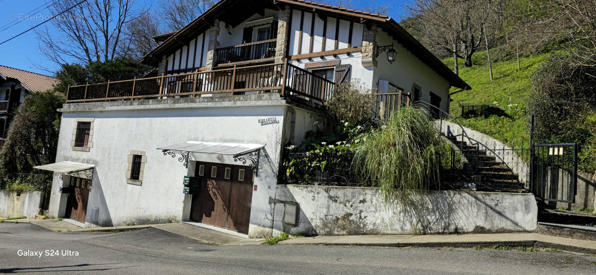 Maison à BIRIATOU