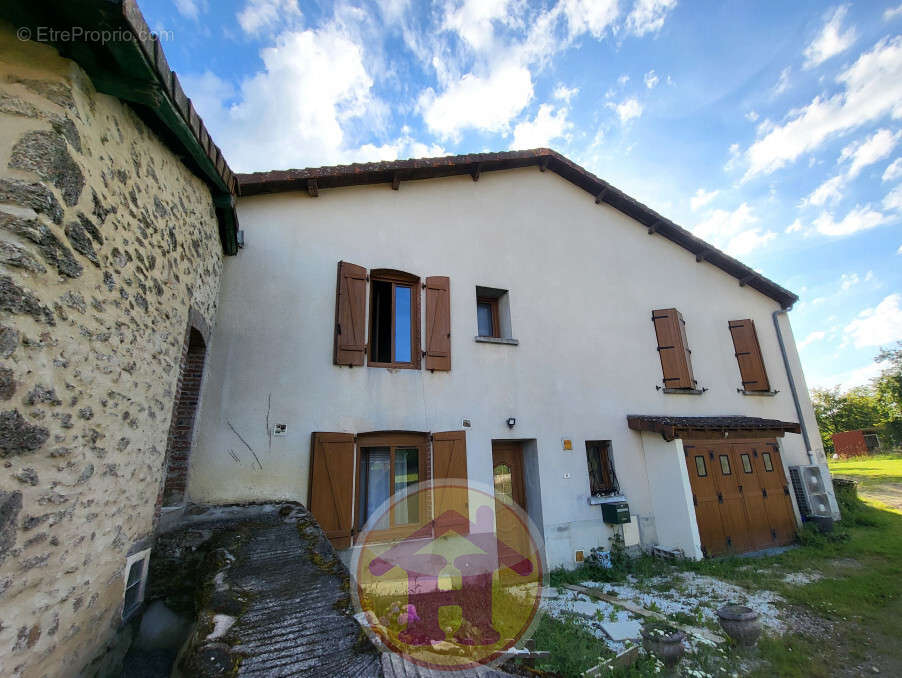 Maison à BRIGUEUIL