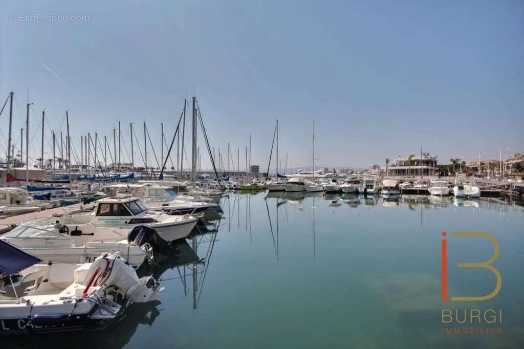 Appartement à SAINT-RAPHAEL