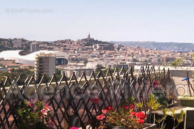 Appartement à MARSEILLE-9E