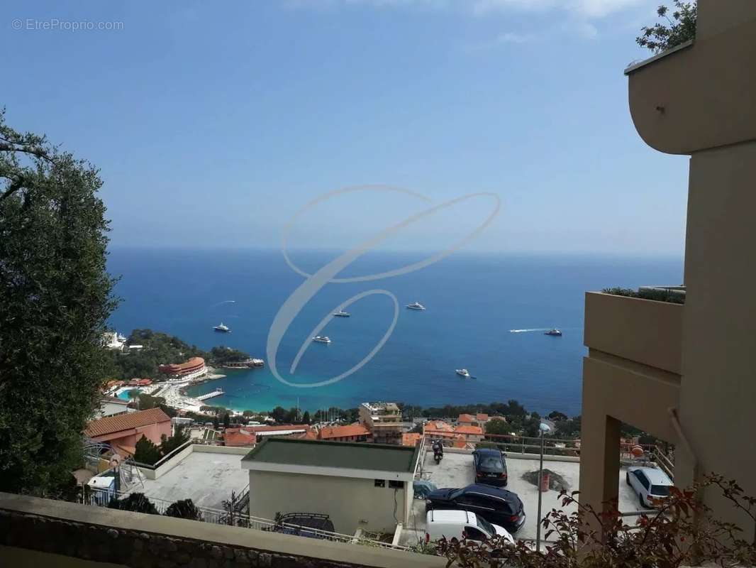 Appartement à ROQUEBRUNE-CAP-MARTIN