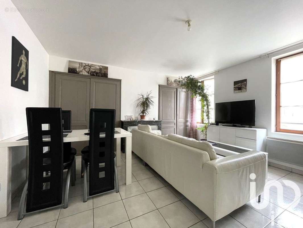 Photo 2 - Appartement à BOURG-ACHARD