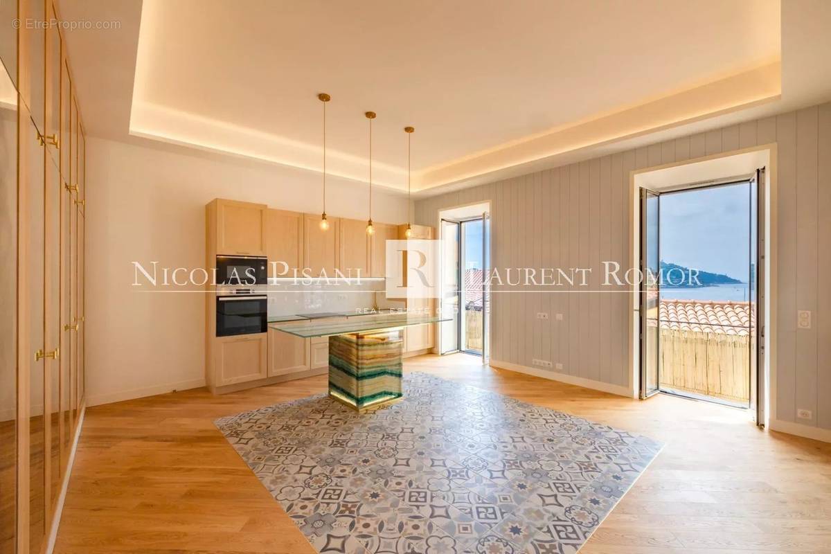 Appartement à VILLEFRANCHE-SUR-MER