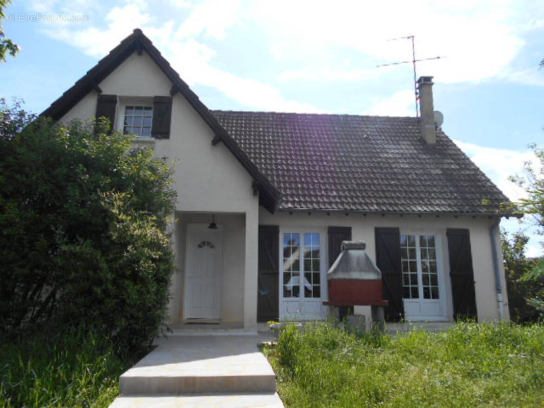 Maison à AUXERRE