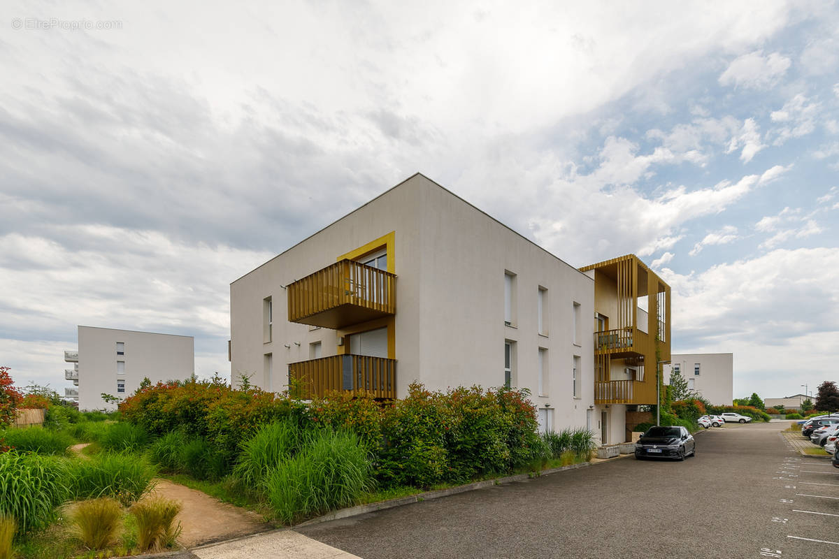 Appartement à SAINT-PRIEST