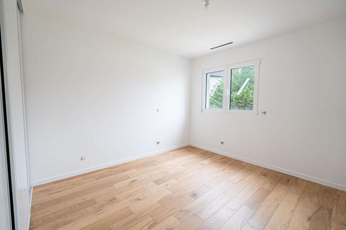 Photo 7 - Appartement à LE PERREUX-SUR-MARNE