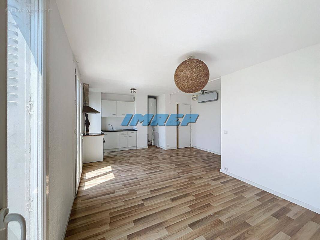 Appartement à MARSEILLE-9E