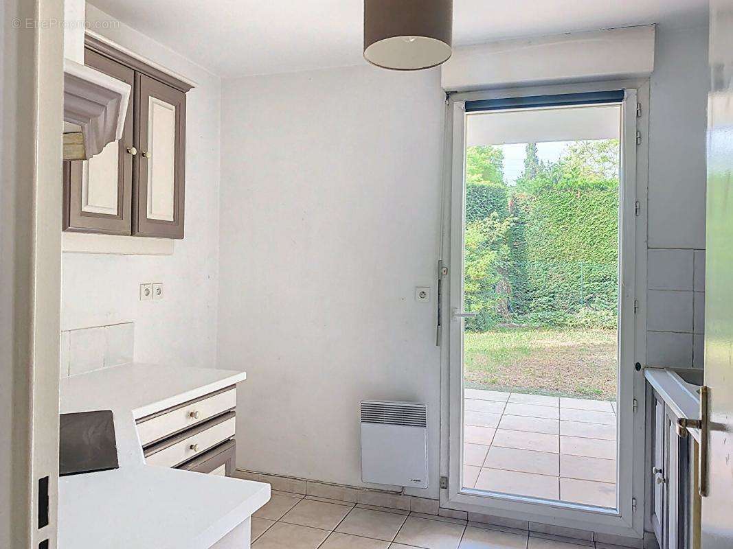 Appartement à MARSEILLE-9E