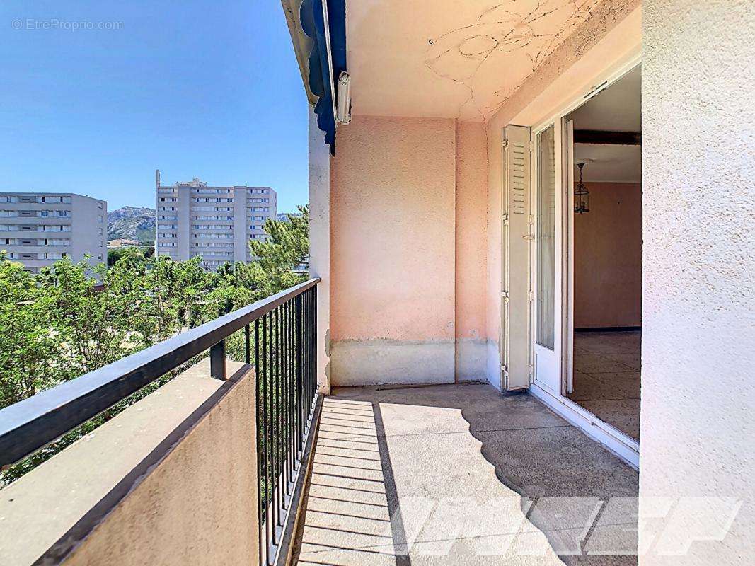 Appartement à MARSEILLE-9E