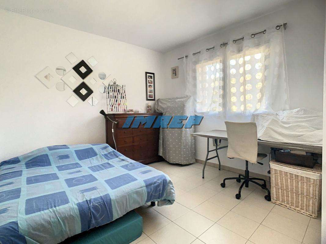 Appartement à MARSEILLE-9E