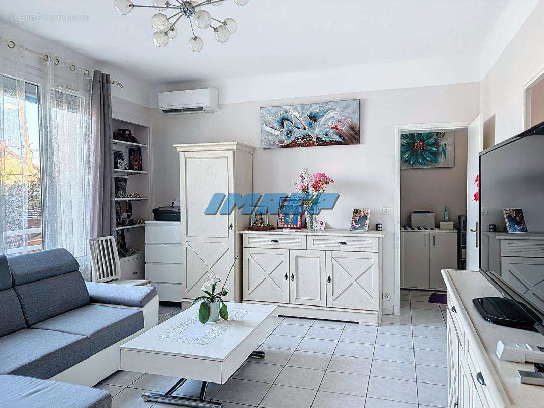 Appartement à MARSEILLE-15E