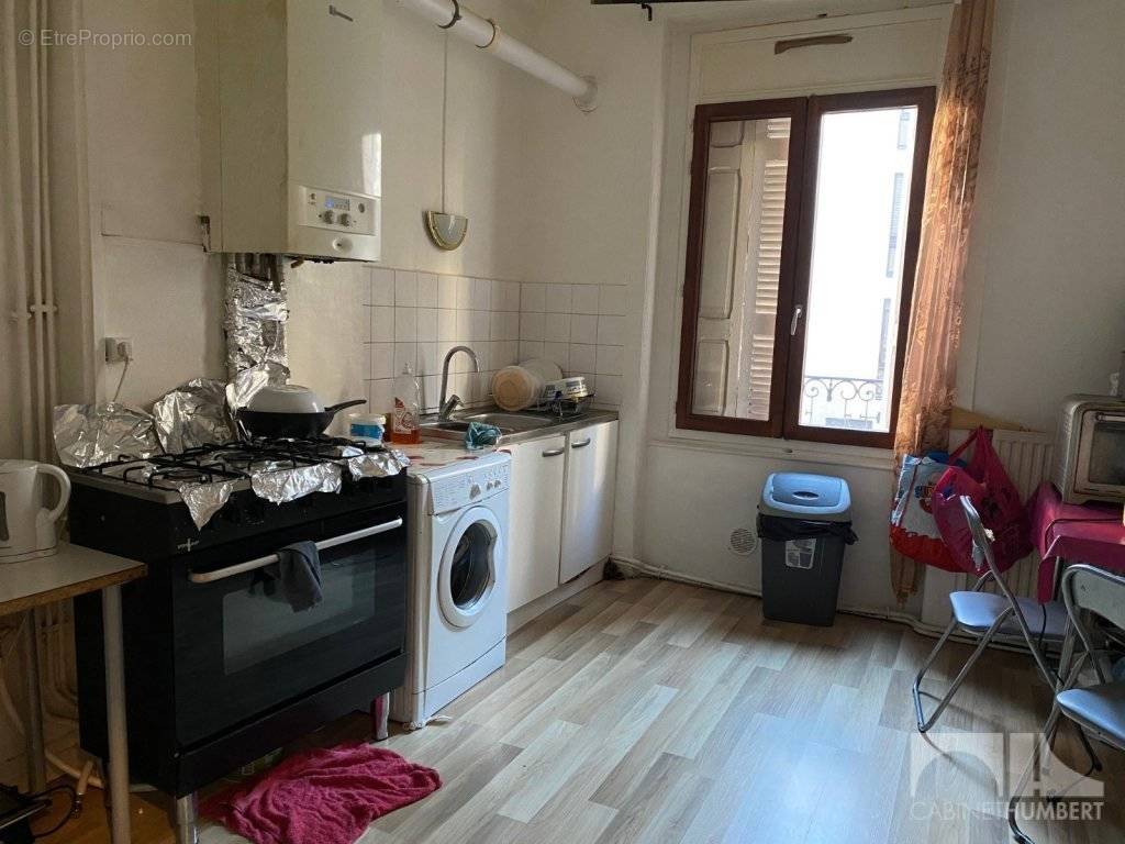 Appartement à SAINT-ETIENNE