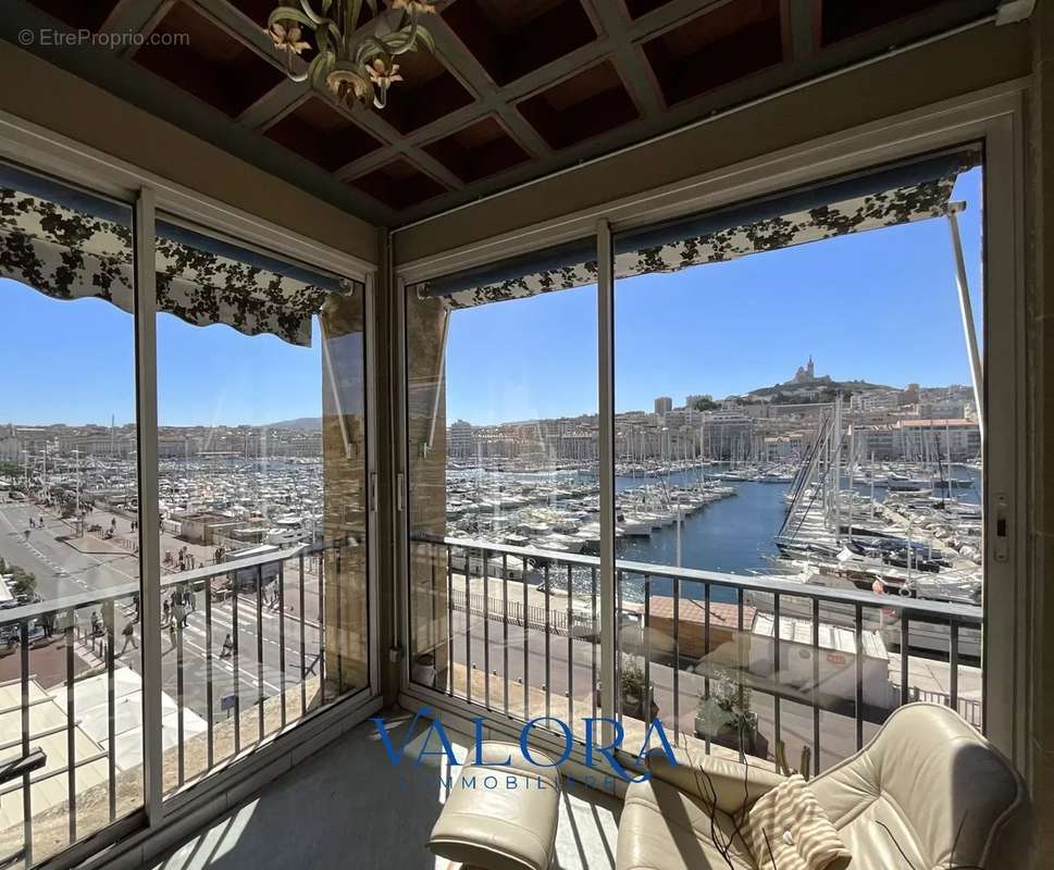 Appartement à MARSEILLE-2E