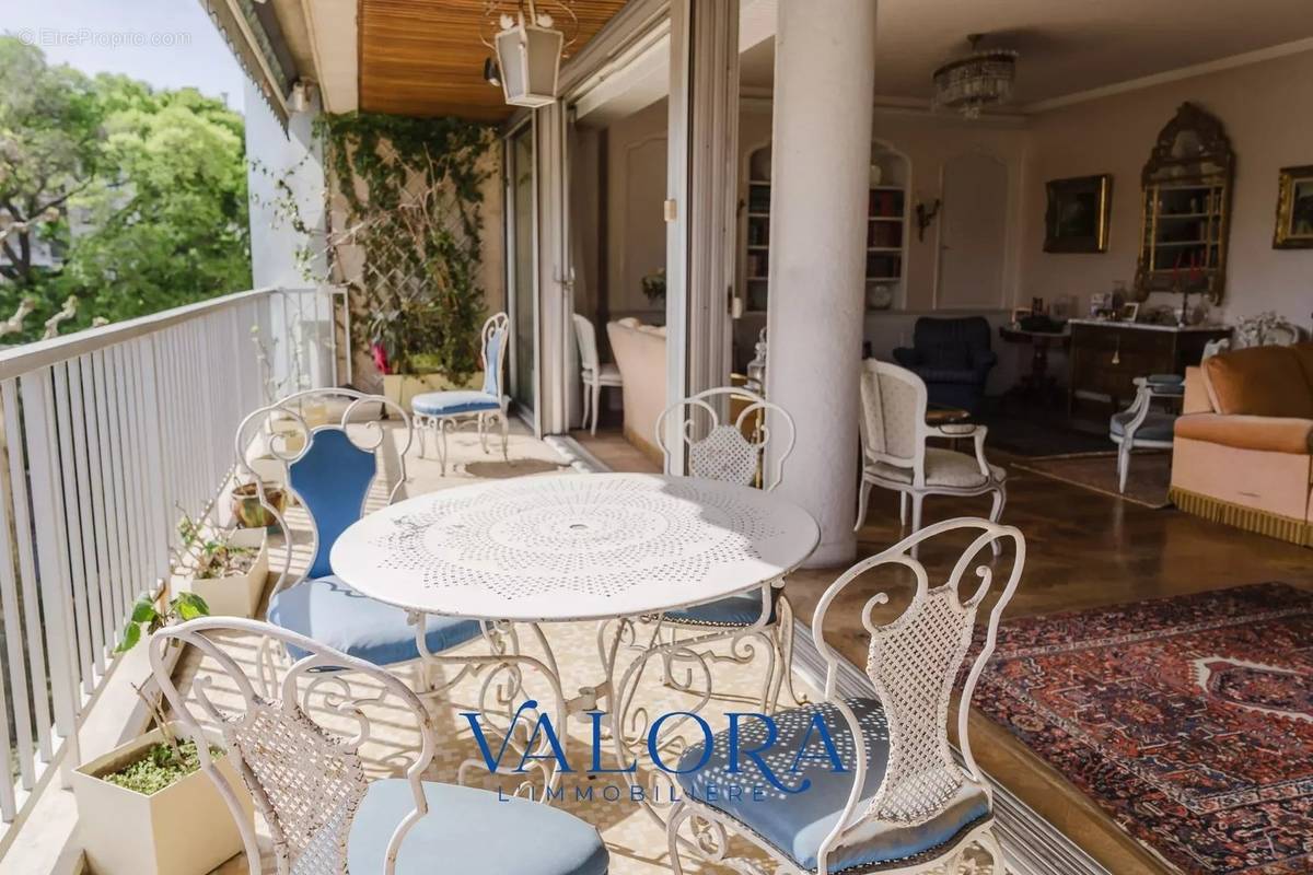 Appartement à MARSEILLE-8E