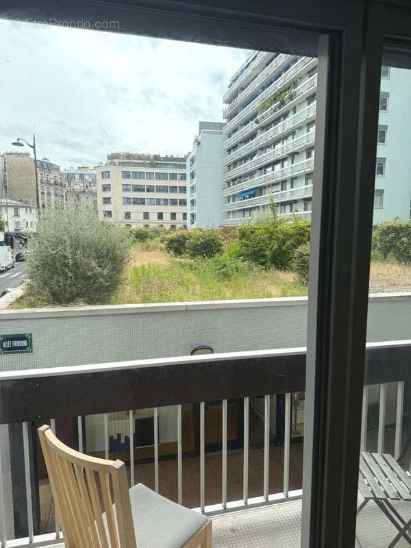 Appartement à PARIS-15E